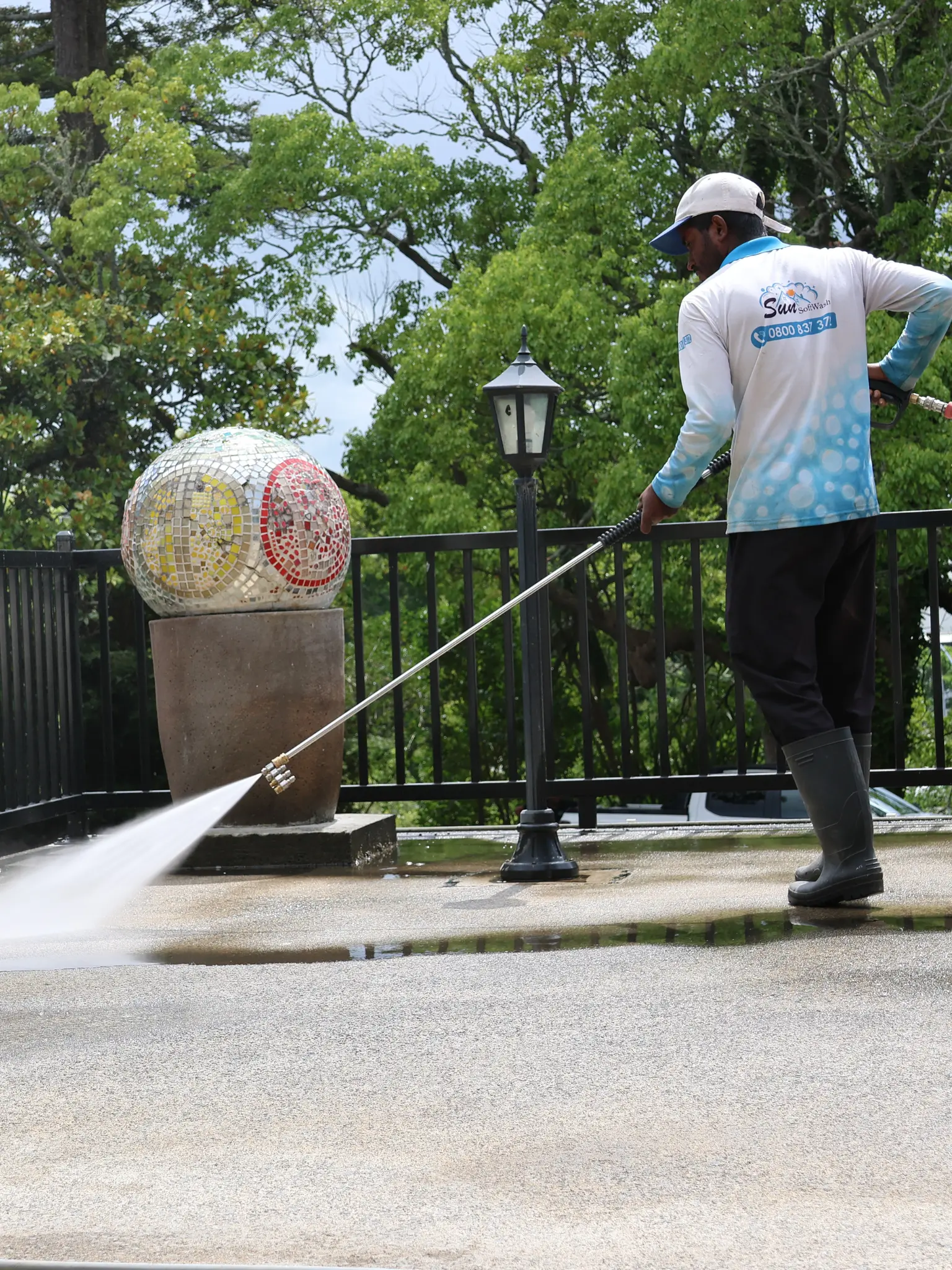 PROFESSIONAL WATER BLASTING