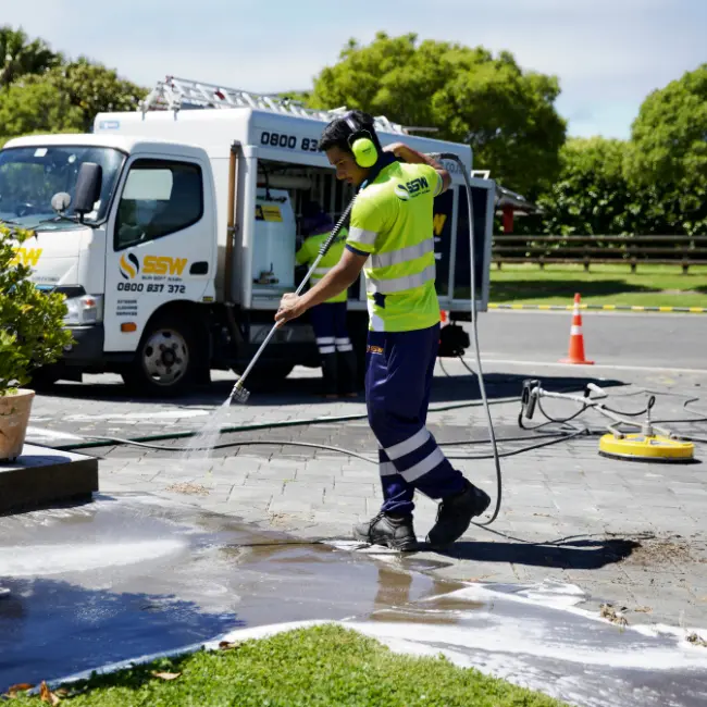 Water Blasting Services in Hamilton - Sun softwash